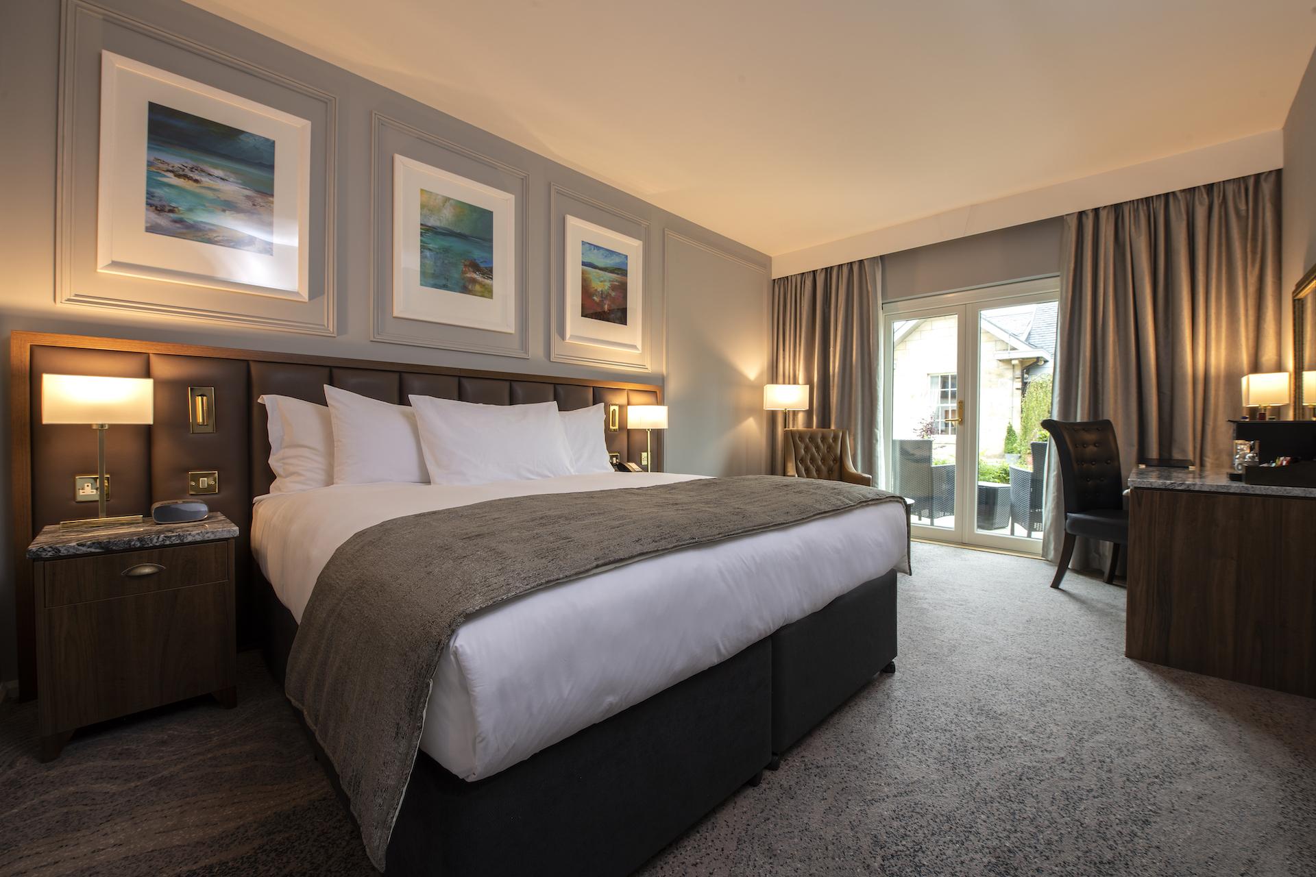 Hotel Ness Walk Inverness Exterior foto A bedroom at the hotel