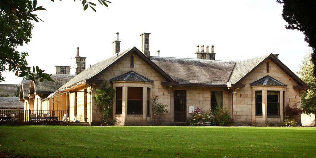 Hotel Ness Walk Inverness Exterior foto The gate lodge