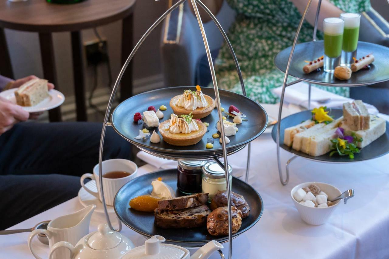 Hotel Ness Walk Inverness Exterior foto Afternoon tea at the InterContinental London Park Lane